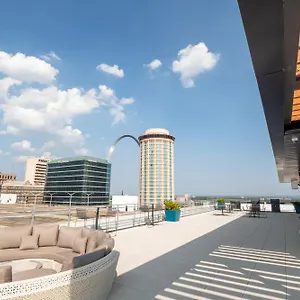 Ballpark Luxury Loft Steps From Arch Apartment